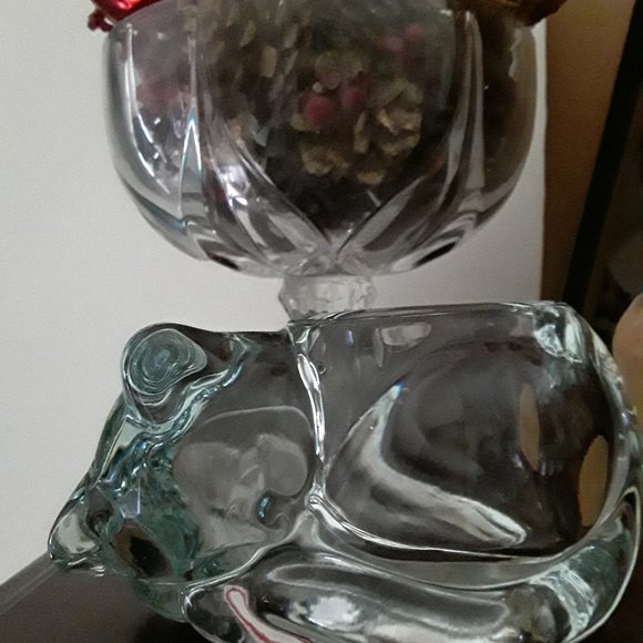 Sleeping Cat Glass Candle Holder - Picture 4 of 5